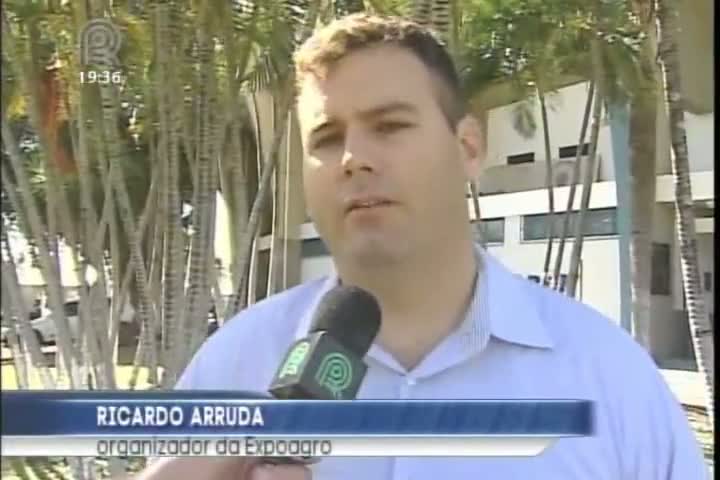 Protesto dos caminhoneiros provoca atrasos na chegada de animais da Expoagro, em Cuiabá (MT)