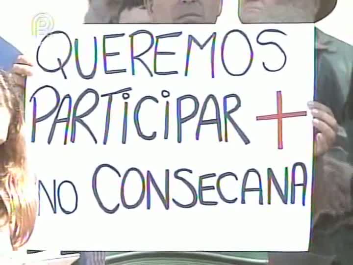 Produtores de cana-de-açúcar e líderes do setor protestam por melhores condições de trabalho