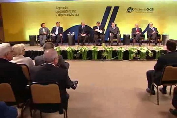 Agenda Legislativa do Cooperativismo 2014 é apresentada em Brasília