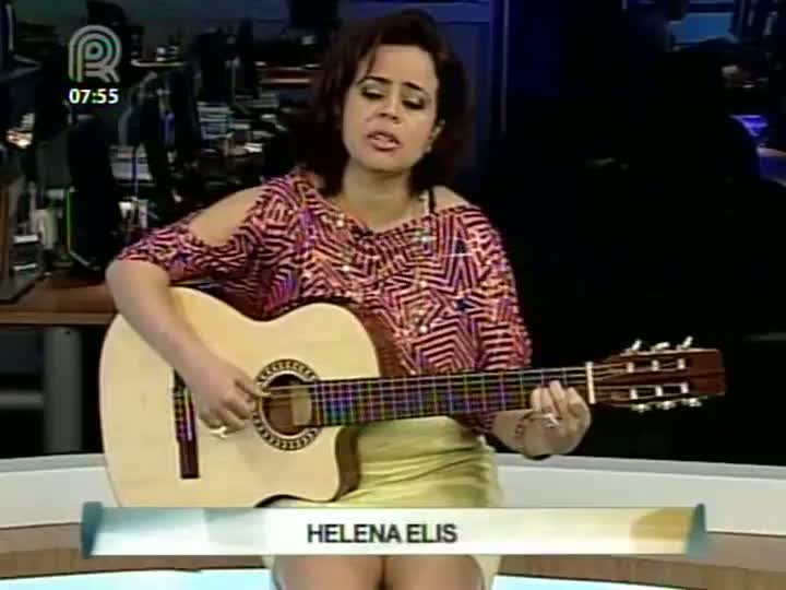 Conheça o trabalho da cantora e compositora Helena Elis