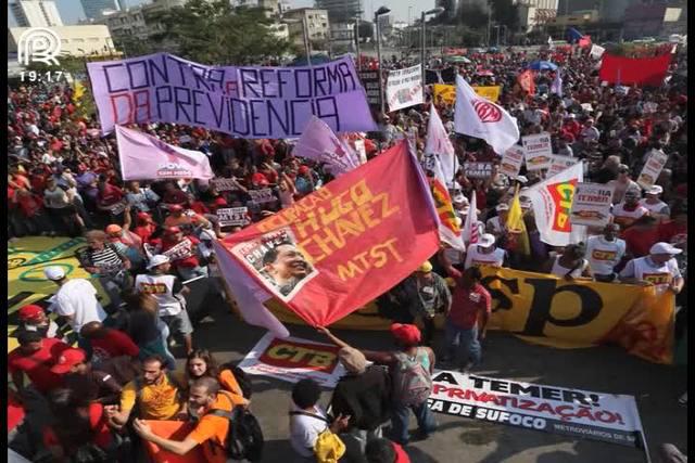 Impeachment: país tem protestos pró e contra Dilma - Canal ...