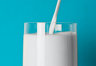 Preço do leite pago ao produtor cai depois de sete meses em alta