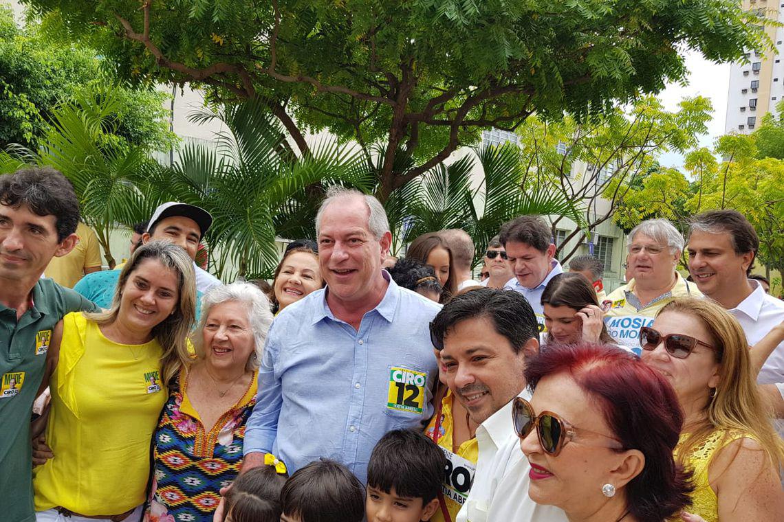 Ciro Gomes votou no Ceará na manhã deste domingo. Foto: Heloisa Cristaldo/Agência Brasil