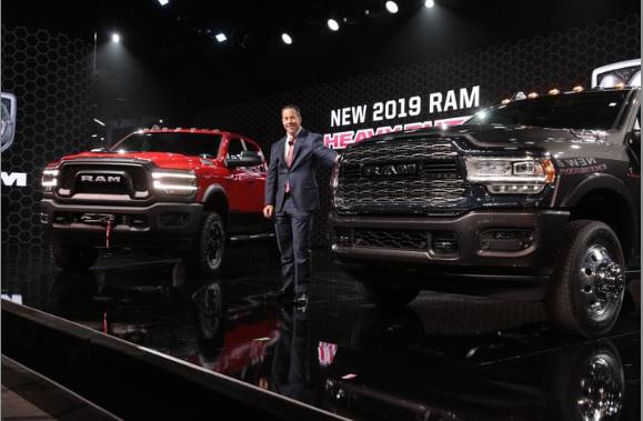 Reid Bigland, executivo da marca RAM, apresenta a linha Heavy Duty 2019 durante o Salão de Detroit. Segundo a montadora, a RAM 3500 2019 é a mais forte e com a maior capacidade de toda a história da picape