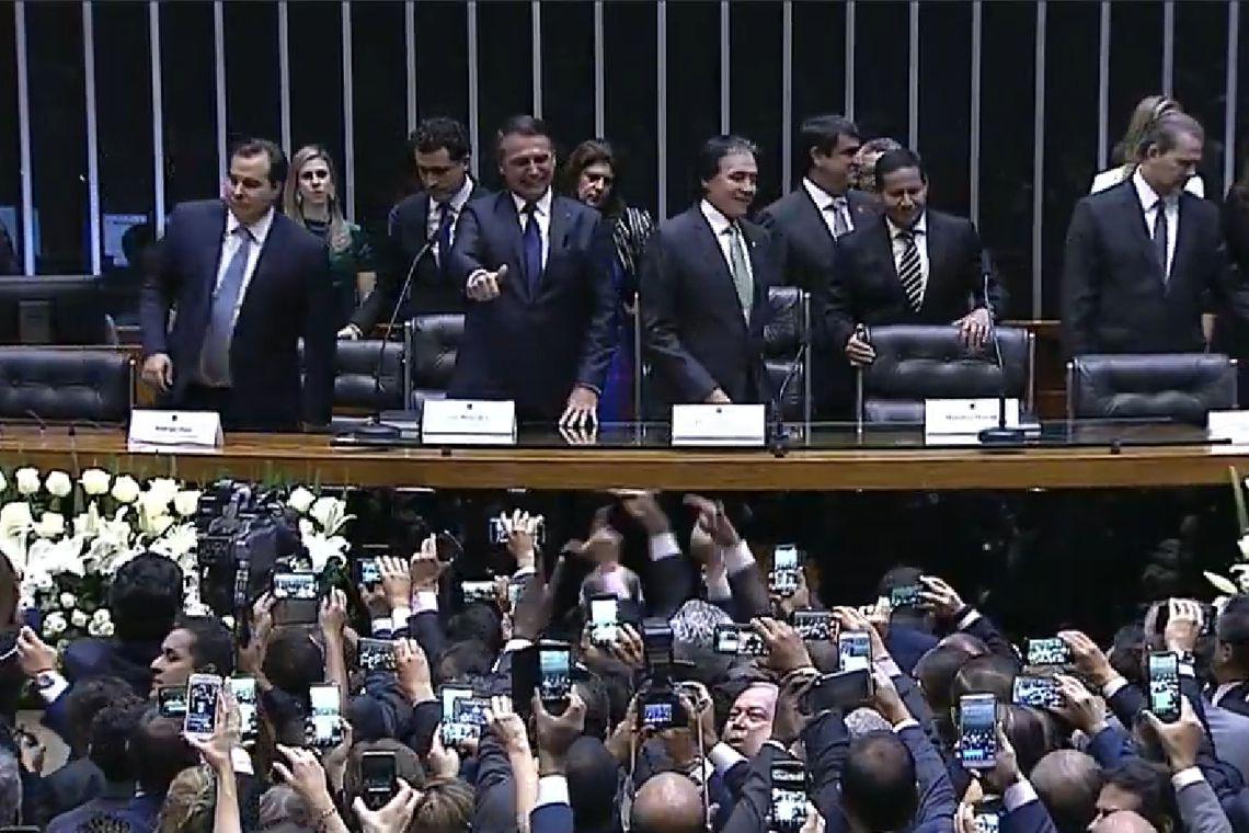O presidente eleito Jair Bolsonaro toma posse, em sessão solene no Congresso Nacional.