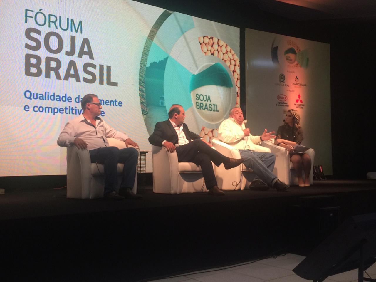 Fórum Soja Brasil faz roda de debate sobre o Convênio 100