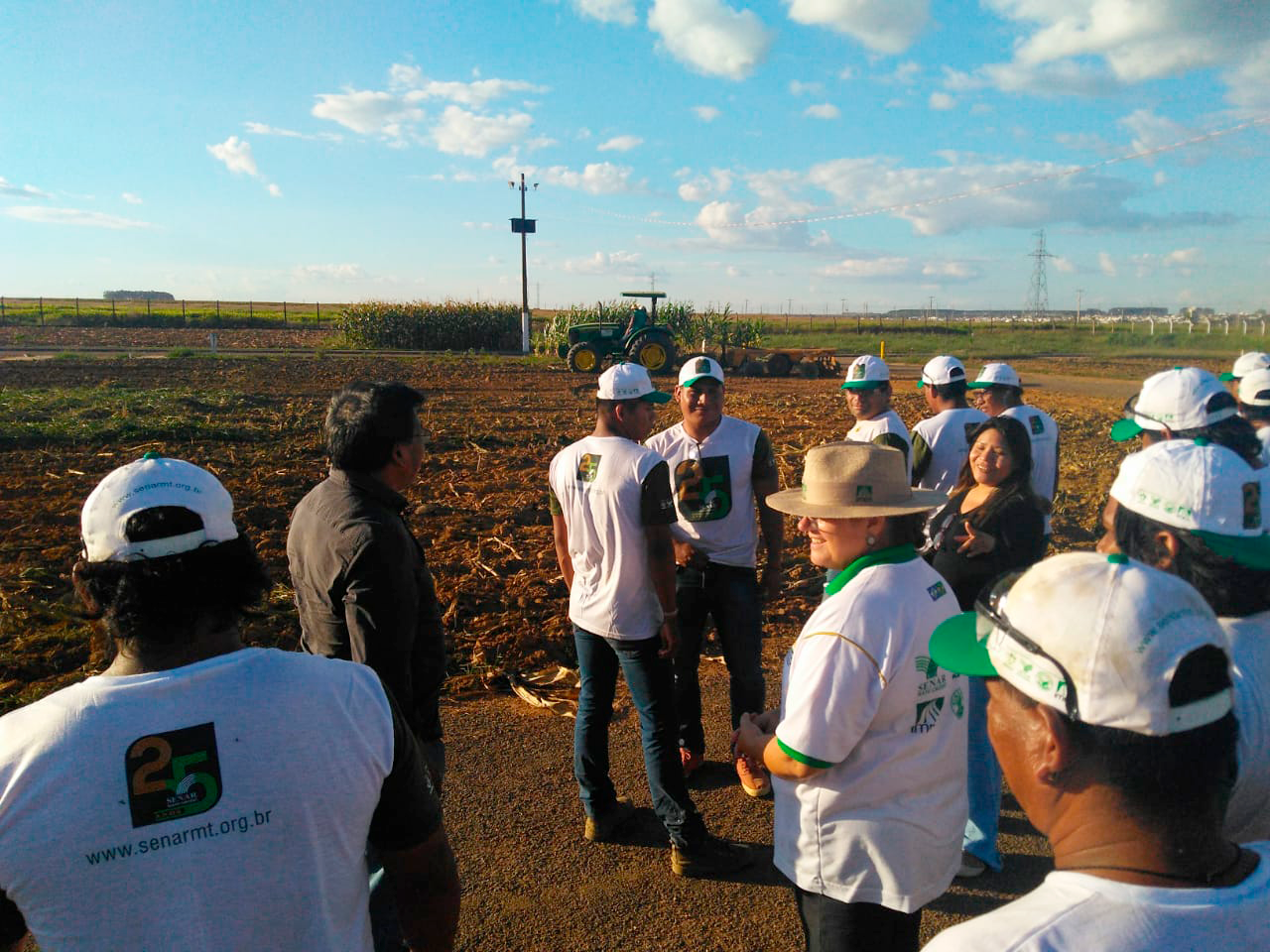 Índios de Mato Grosso fazem curso do Senar para trabalhar na agricultura
