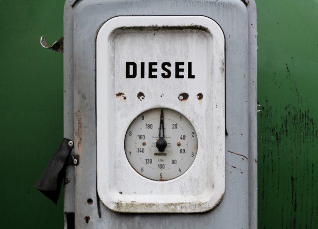 combustível etanol diesel