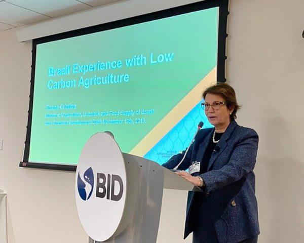 Ministra da Agricultura, Tereza Cristina, participou de seminário na sede do BID, em Washington (EUA)
