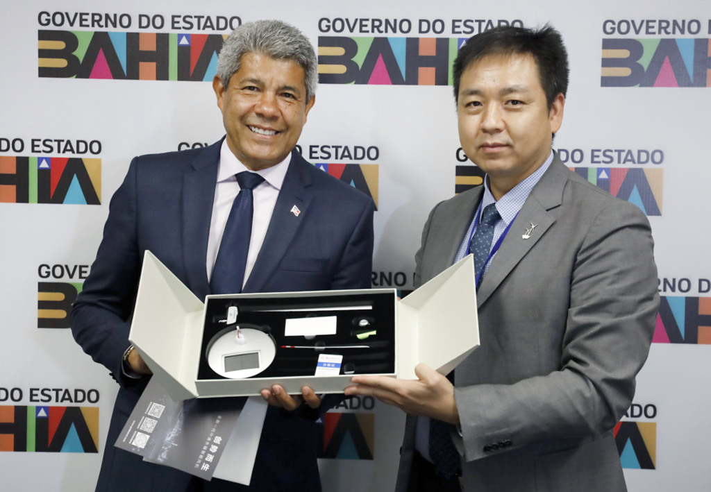 Fábrica chinesa de aerogeradores é anunciada na Bahia. Governo anunciou parceria para fabricação de aerogeradores de energia eólica em Camaçari