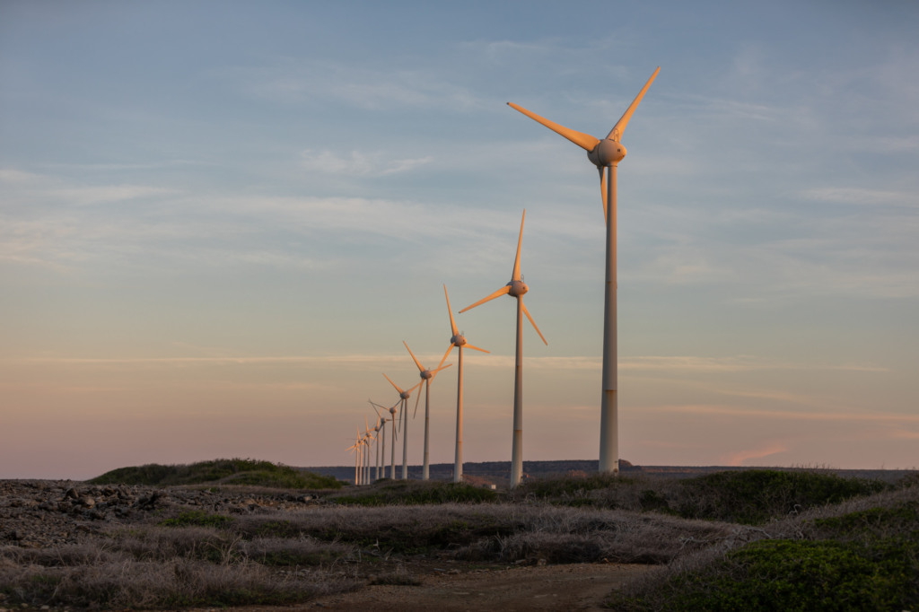 Fábrica chinesa de aerogeradores é anunciada na Bahia. Governo anunciou parceria para fabriação de aerogeradores de energia eólica em Camaçari. Goldwind no Brasil