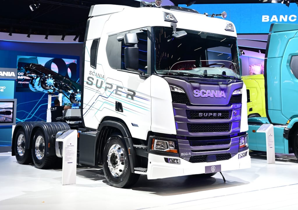 Amaggi compra caminhões da Scania