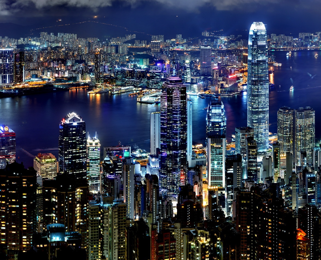 Bolsas asiáticas fecham mistas; Hong Kong se destaca enquanto investidores aguardam inflação americana