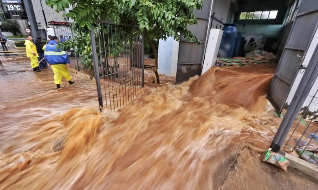 Cerca de 60% dos municípios do RS já foram afetados pelos temporais Cerca de 60% dos municípios do RS já foram afetados pelos temporais