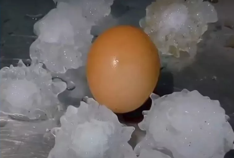 granizo do tamanho de um ovo