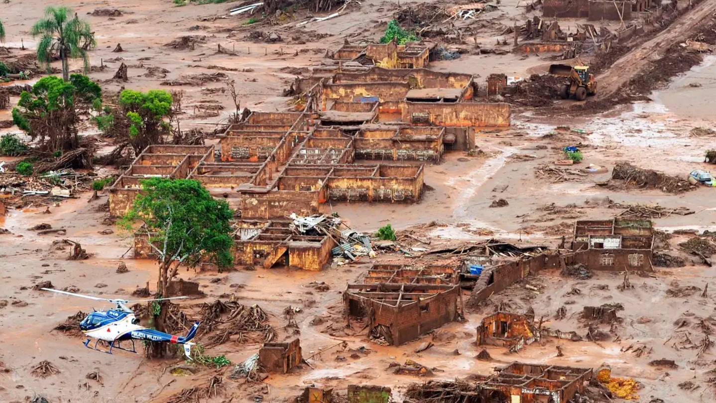 Ministro diz que R$ 100 bi é o mínimo para acordo da Samarco