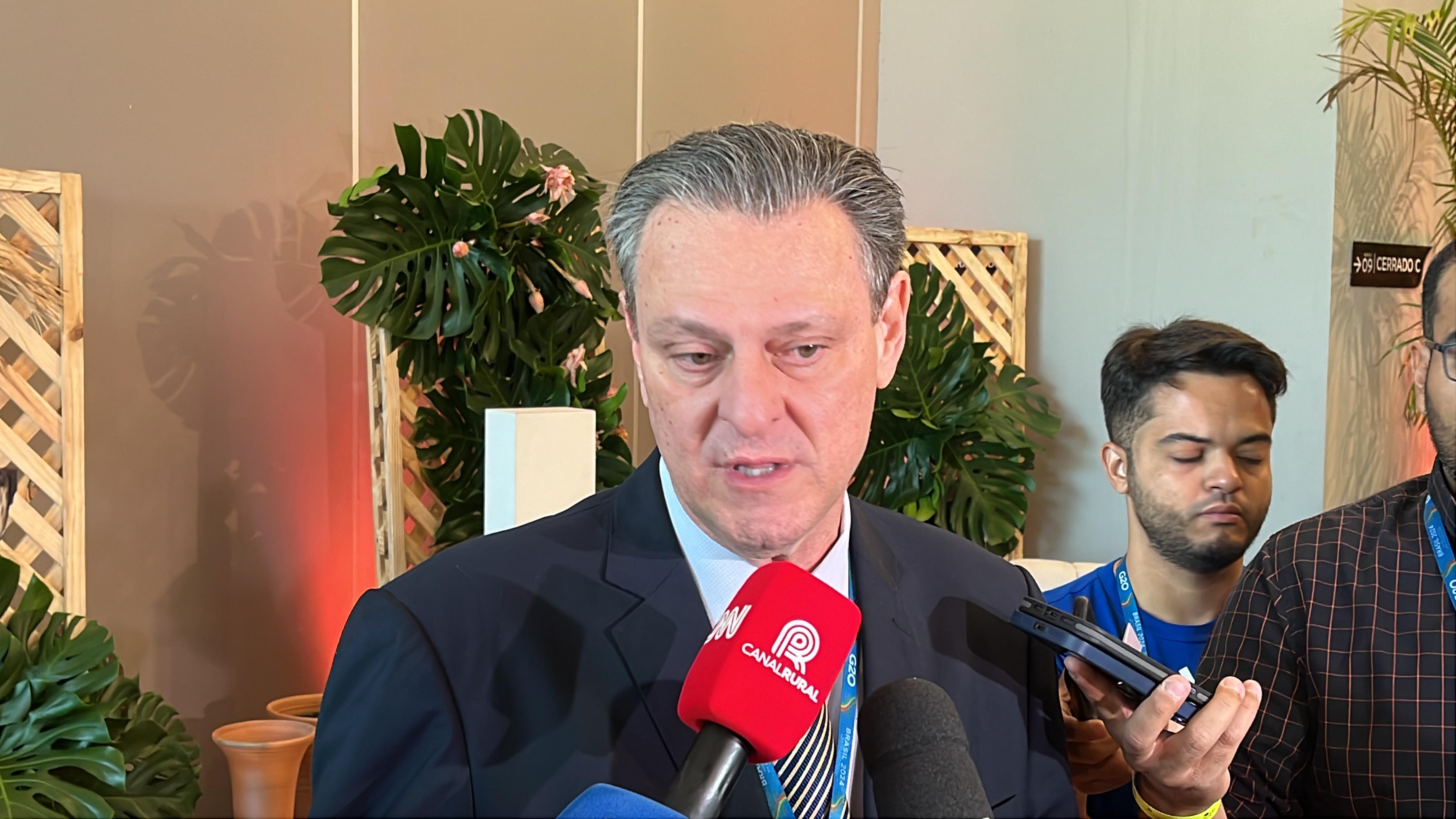 Brasil quer ampliar importação de produtos de países árabes, diz Fávaro