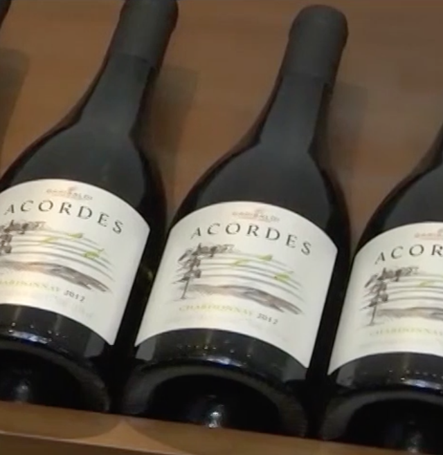 RS: lei quer proibir cobrança de taxa de rolha para vinhos nacionais