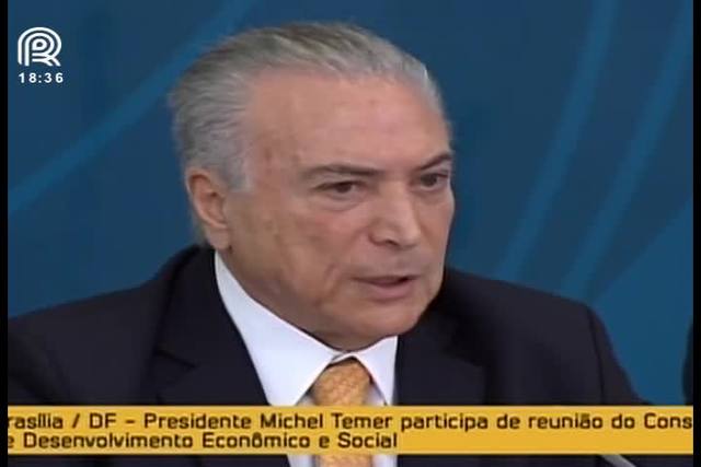 Na 1ª reunião do Conselhão, Temer critica Dilma