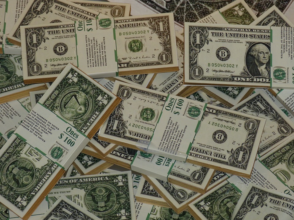 Dólar vai cair com shutdown nos Estados Unidos? Entenda