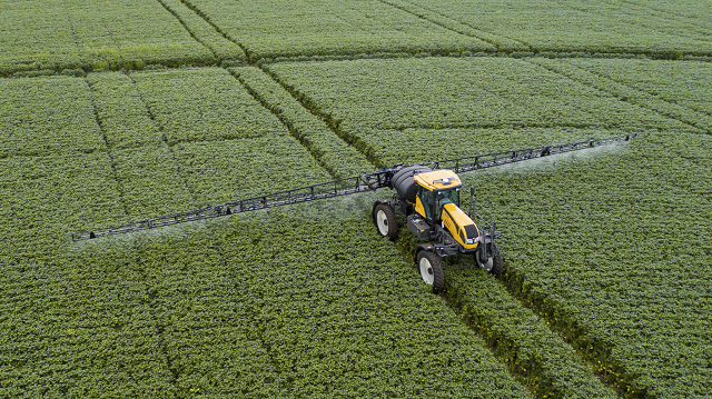 Valtra, pulverizador, defensivos agrícolas, agrotóxico, agroquímico, glifosato