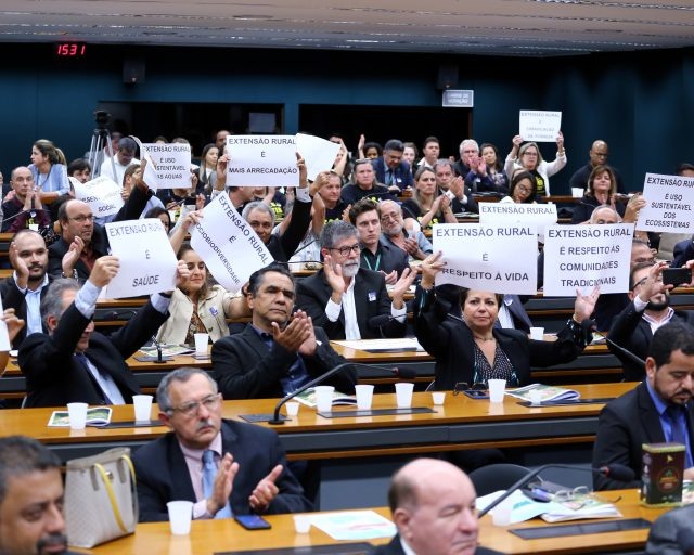 Deputados lançam Frente Parlamentar da Assistência Técnica e Extensão Rural