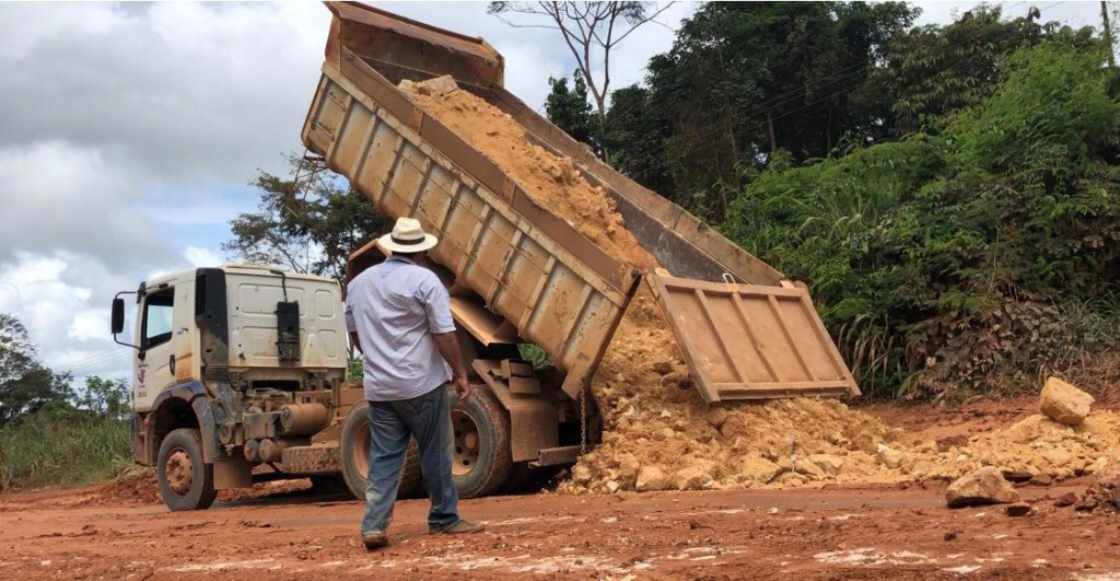 Atoleiros, BR-163, bloqueio