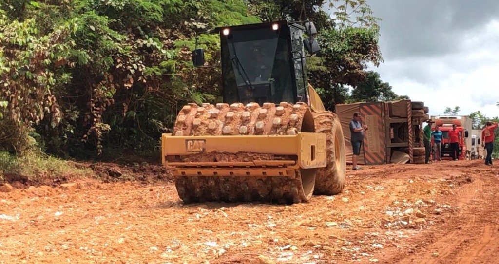 Atoleiros, BR-163, bloqueio
