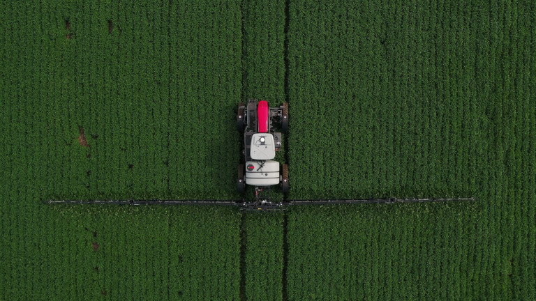 Pulverizador, glifosato, massey, agco