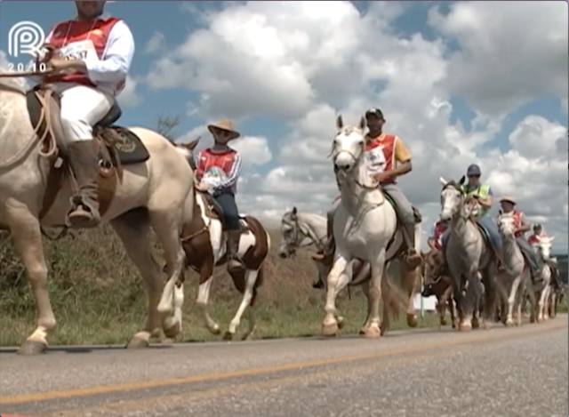 Confira como foi a maior cavalgada do mundo