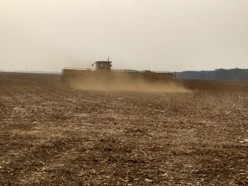 Rondônia, trator soja plantadeira