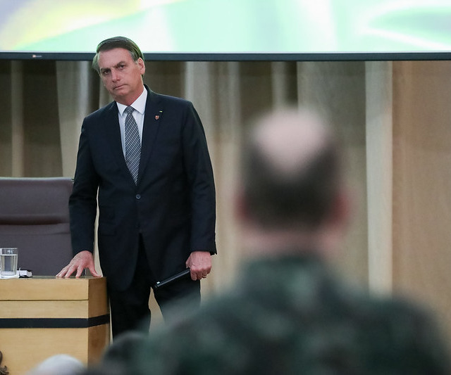Presidente Jair Bolsonaro durante palestra na Escola de Comando e Estado-Maior do Exército