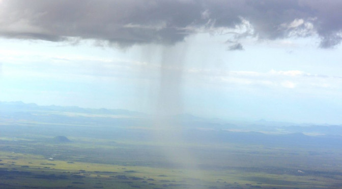 Chuva sobre região agrícola tempo