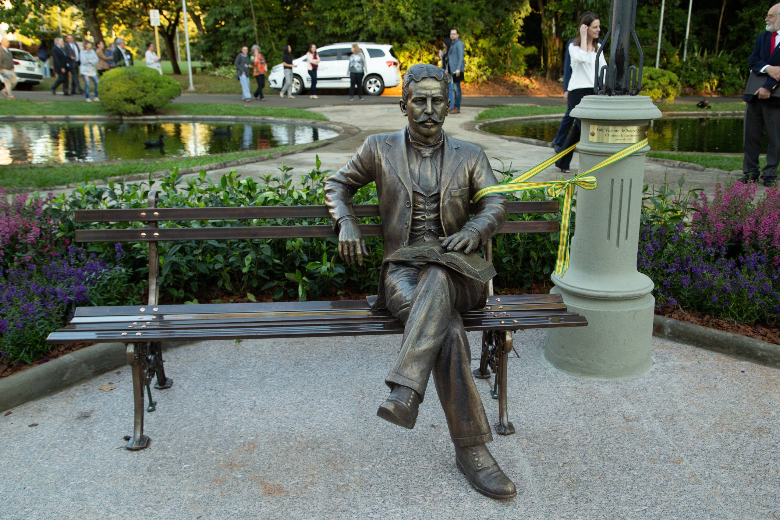 Escultura em homenagem a Luiz de Queiroz, benfeitor da Esalq