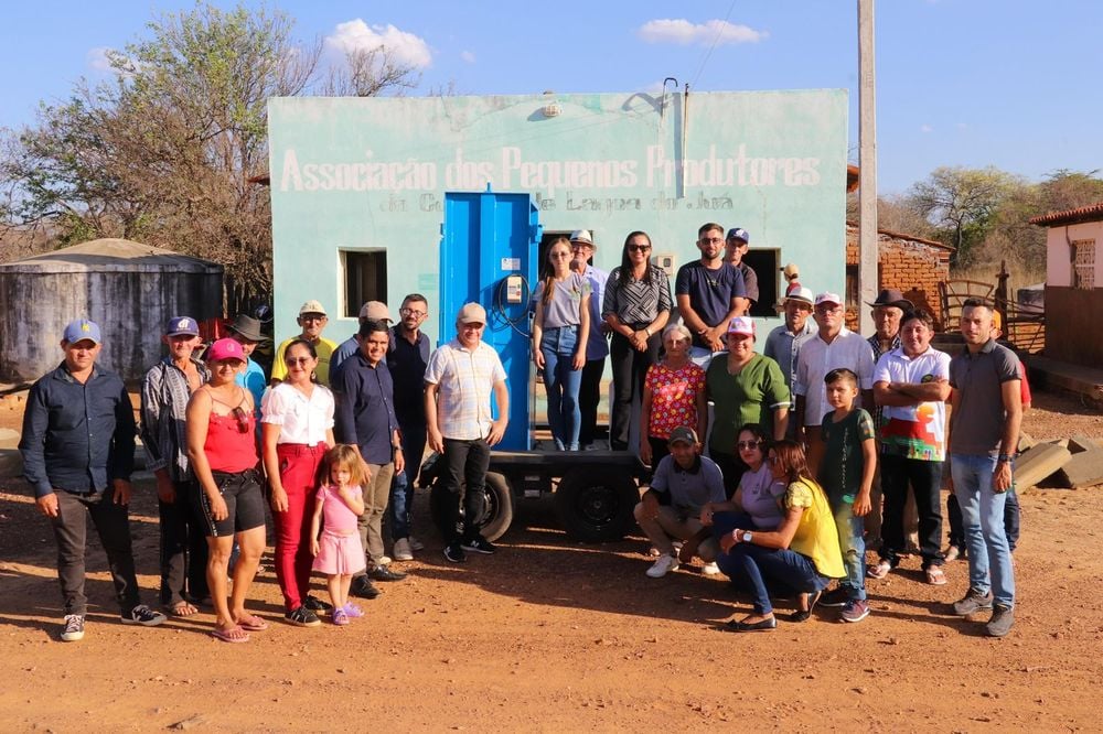 Agricultores familiares recebem miniusina de beneficiamento de algodão, Piauí