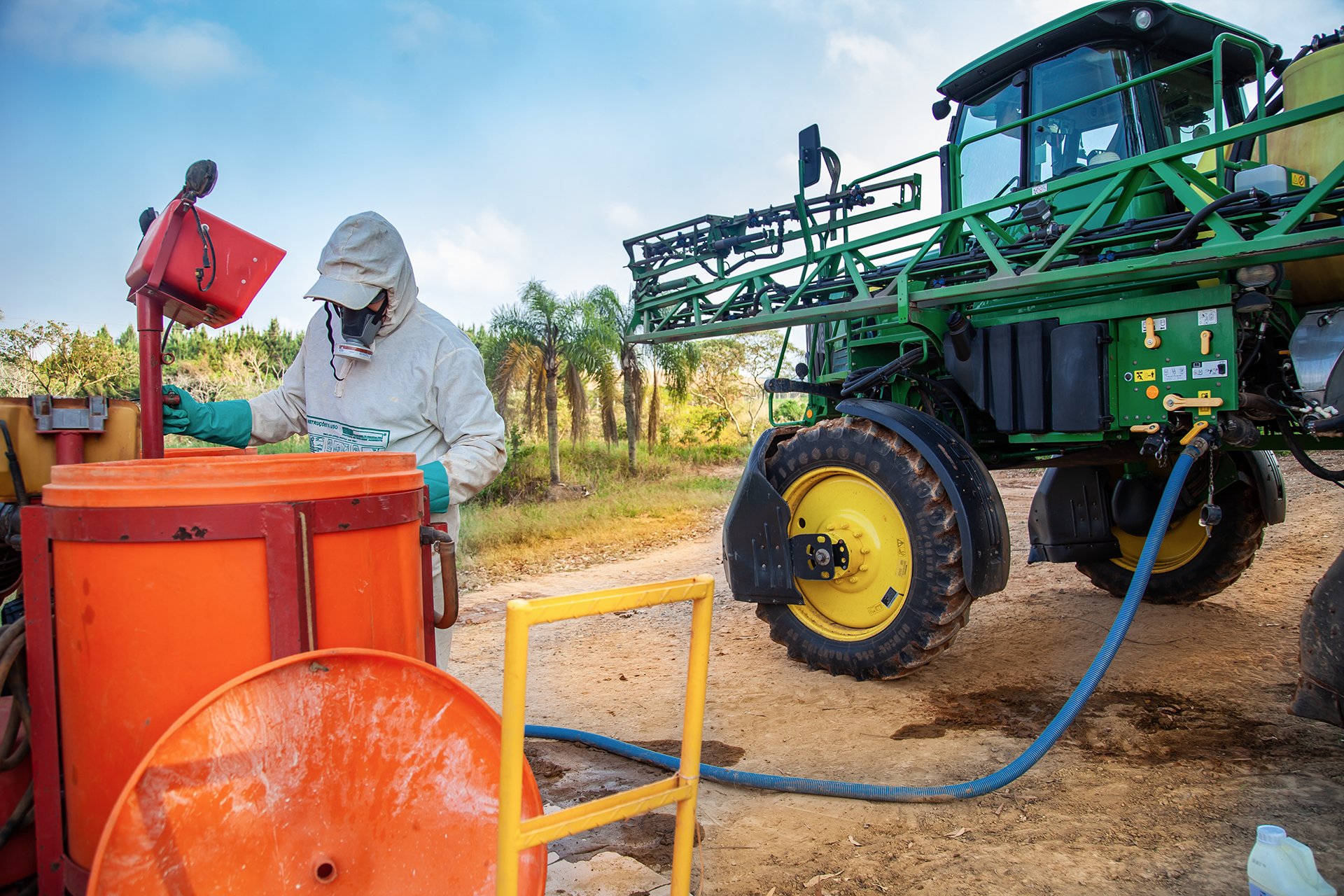 aplicação insumo agroquimico fertilizante EPI funcionarios