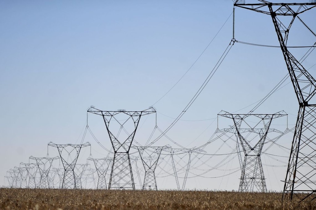 Linhas de transmissão de energia, energia elétrica Linhas de transmissão de energia, energia elétrica