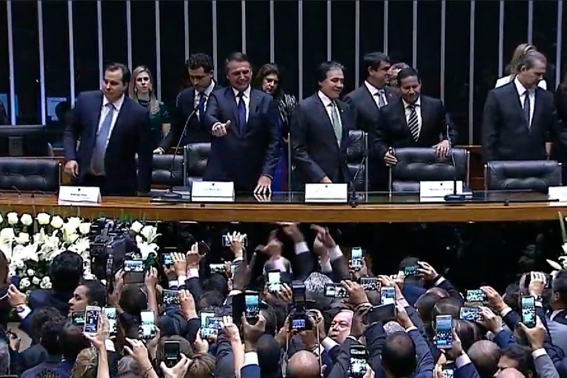 O presidente eleito Jair Bolsonaro toma posse, em sessão solene no Congresso Nacional.