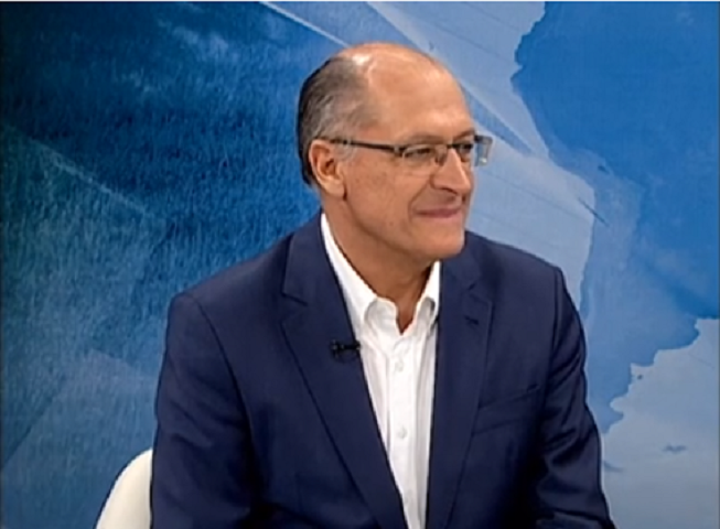 Alckmin conversou com secretário de Comércio dos EUA e reforçou necessidade de negociação