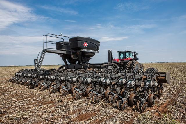 Massey Ferguson, plantadeira, Momentum