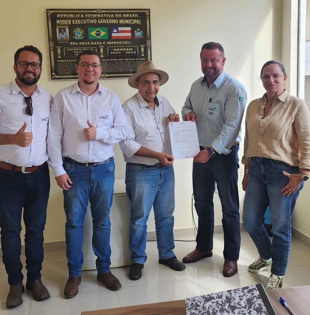 prefeito Zezo Aragão, representantes Lida Bioenergia, bioetanol, santa rita de cássia, oeste da Bahia