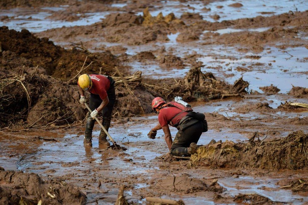 Brumadinho, desastre ambiental, Vale, barragem, mineradora