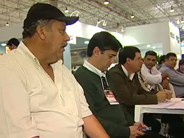 Começou nesta terça, em São Paulo, a Feicorte, maior evento em área coberta da cadeia da carne no mundo