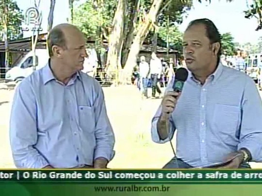 Neri Geller dá entrevista ao Canal Rural na Abertura Oficial da Colheita do Arroz