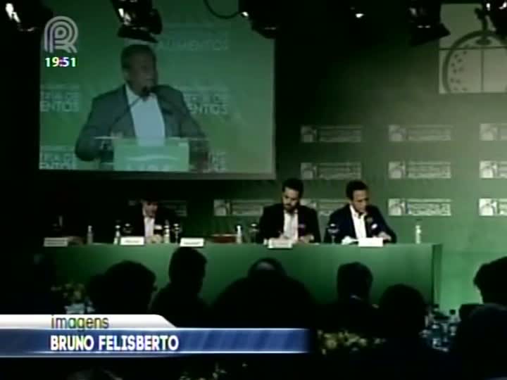 Fórum realizado em Goiânia (GO) debate caos logístico no escoamento de grãos do Brasil