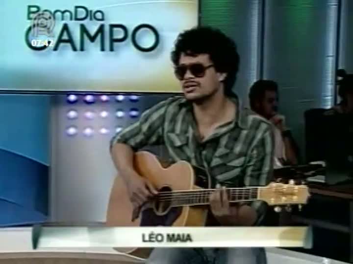 Conheça os sucessos de Léo Maia