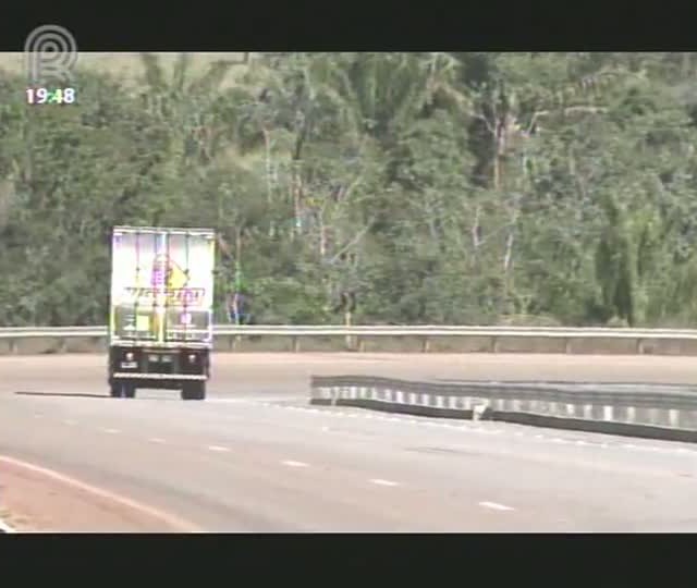 Na Estrada: Trajeto desde Sinop, em Mato Grosso, até o Porto de Santarém, no Pará