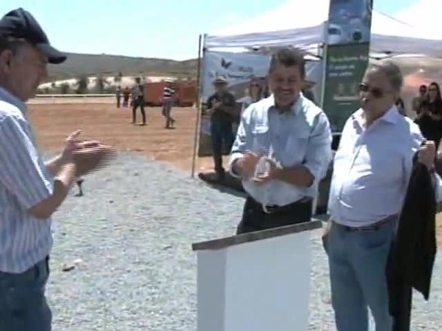 Parte 1 - Mangalarga Marchador TV mostra o lançamento da pedra fundamental do futuro Centro de Excelência da raça