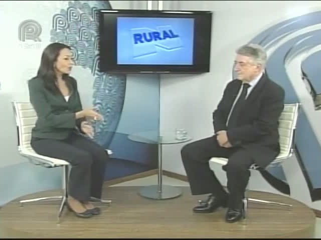 Secretário de Defesa Agropecuária do Ministério da Agricultura fala sobre caso de adulteração do leite