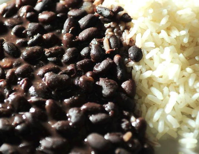 Conheça o cardápio da reunião-almoço da bancada ruralista